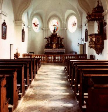Frühere Kircheneinrichtung